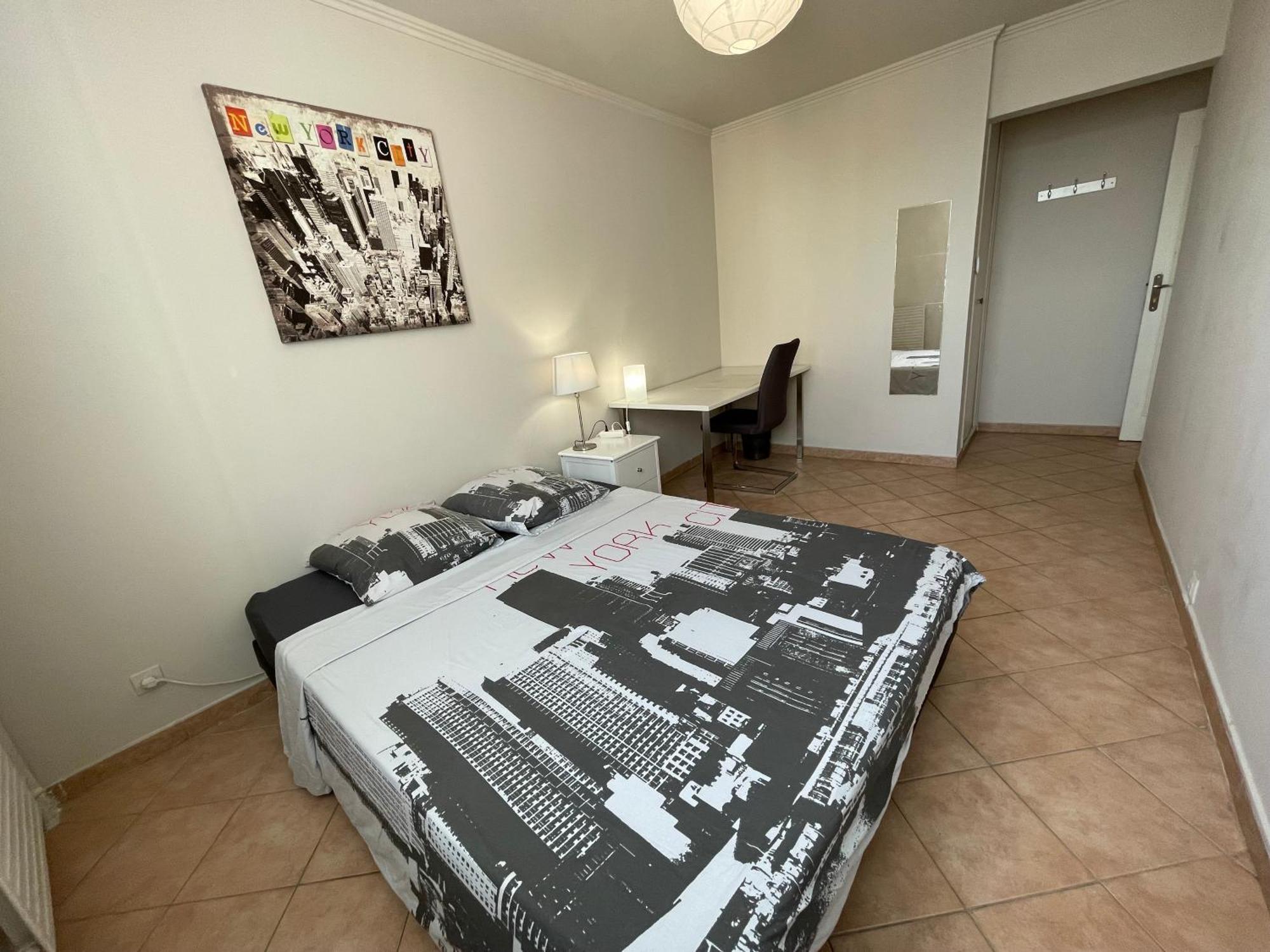 Chambre Privee En Colocation Dans Un Appartement Vaulx En Velin Centre Eksteriør bilde