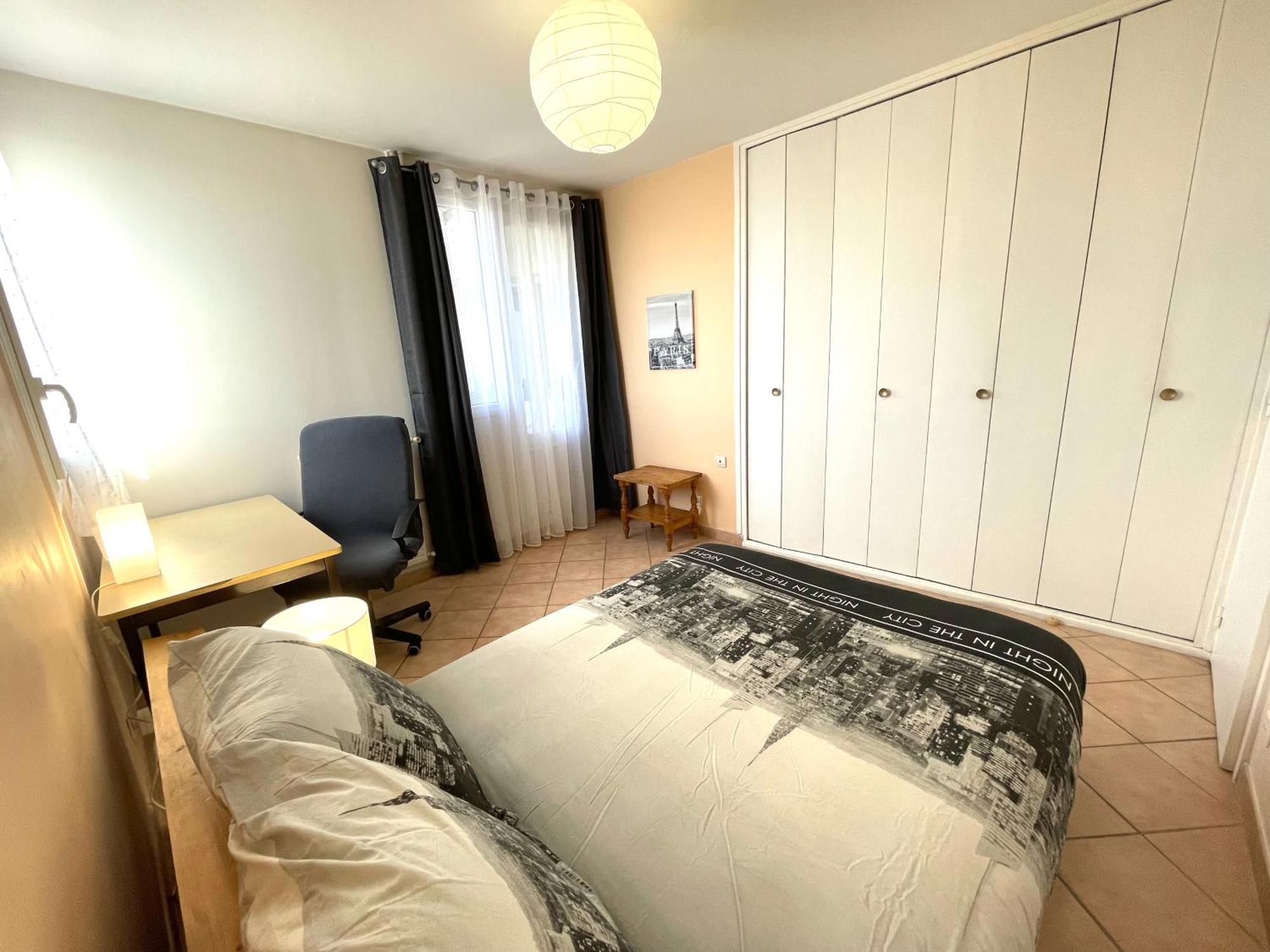 Chambre Privee En Colocation Dans Un Appartement Vaulx En Velin Centre Eksteriør bilde